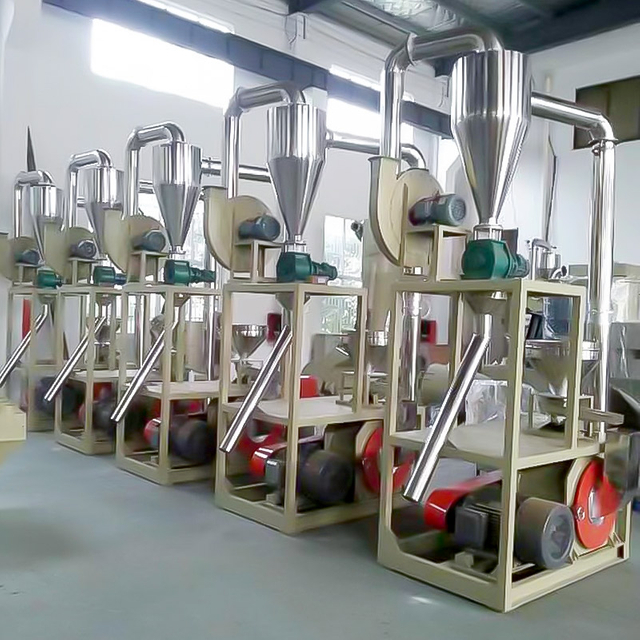 Smerigliatrice di plastica