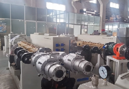 Il ruolo delle linee di estrusione di tubi in plastica nelle costruzioni e nelle infrastrutture moderne
